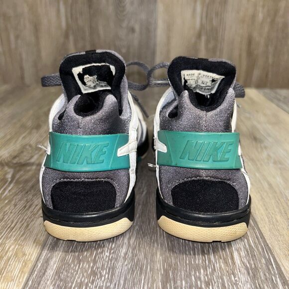 Nike Huarache Run Women's US Size 6 White Green Sneaker Shoes 385433-111 - Picture 7 of 11